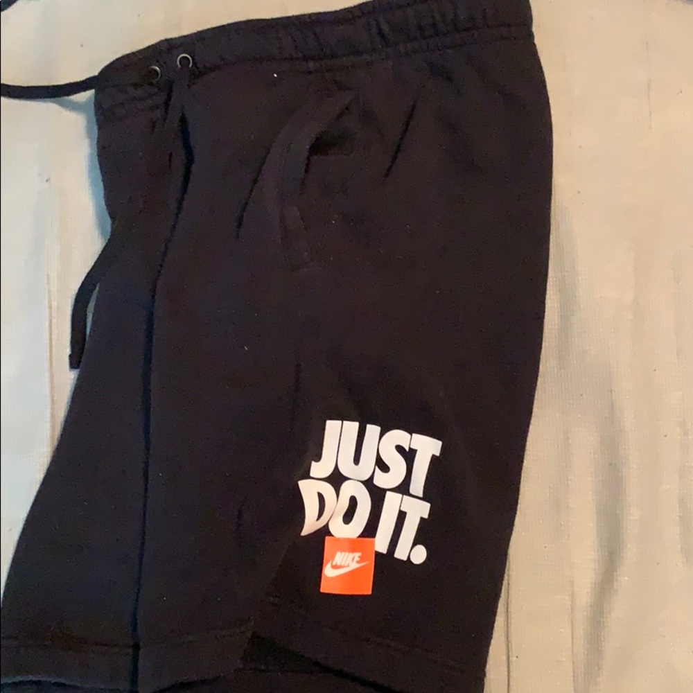 Nike sweat shirts